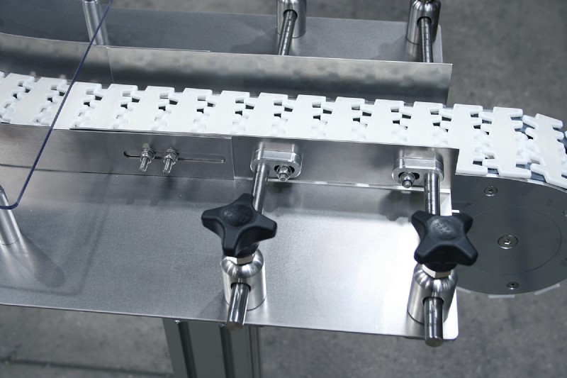 flat top chain conveyor with stianless steel side rails