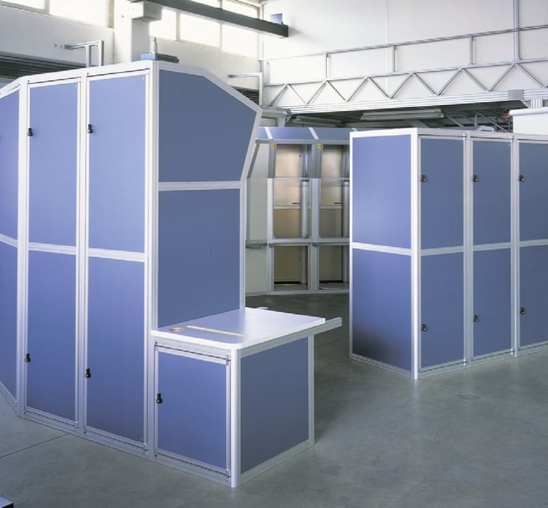 Storage lockers constructed out of aluminum extrusion