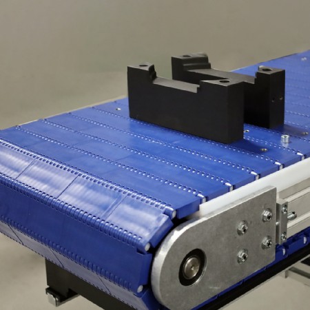 MBF-P 2040 Plastic Modular Belt Conveyor with Bolt-on Attachments